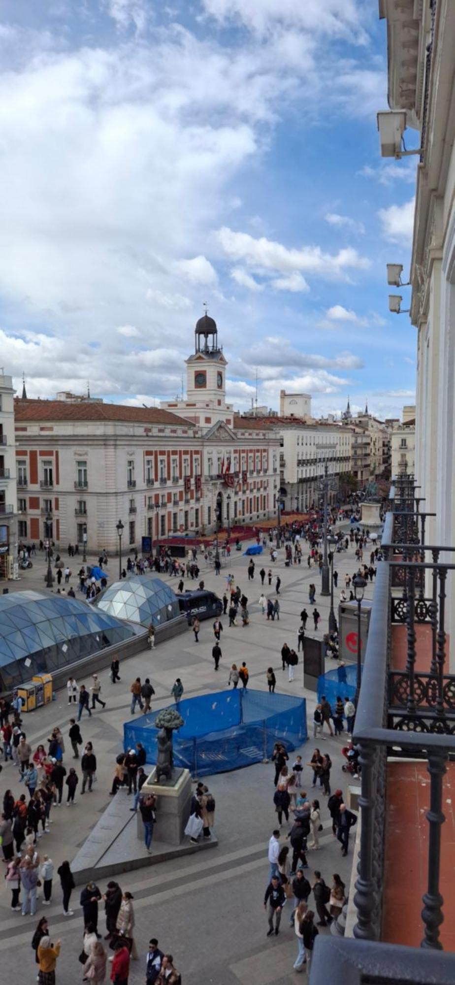 Fortinn Puerta Del Sol Madrid Exteriör bild