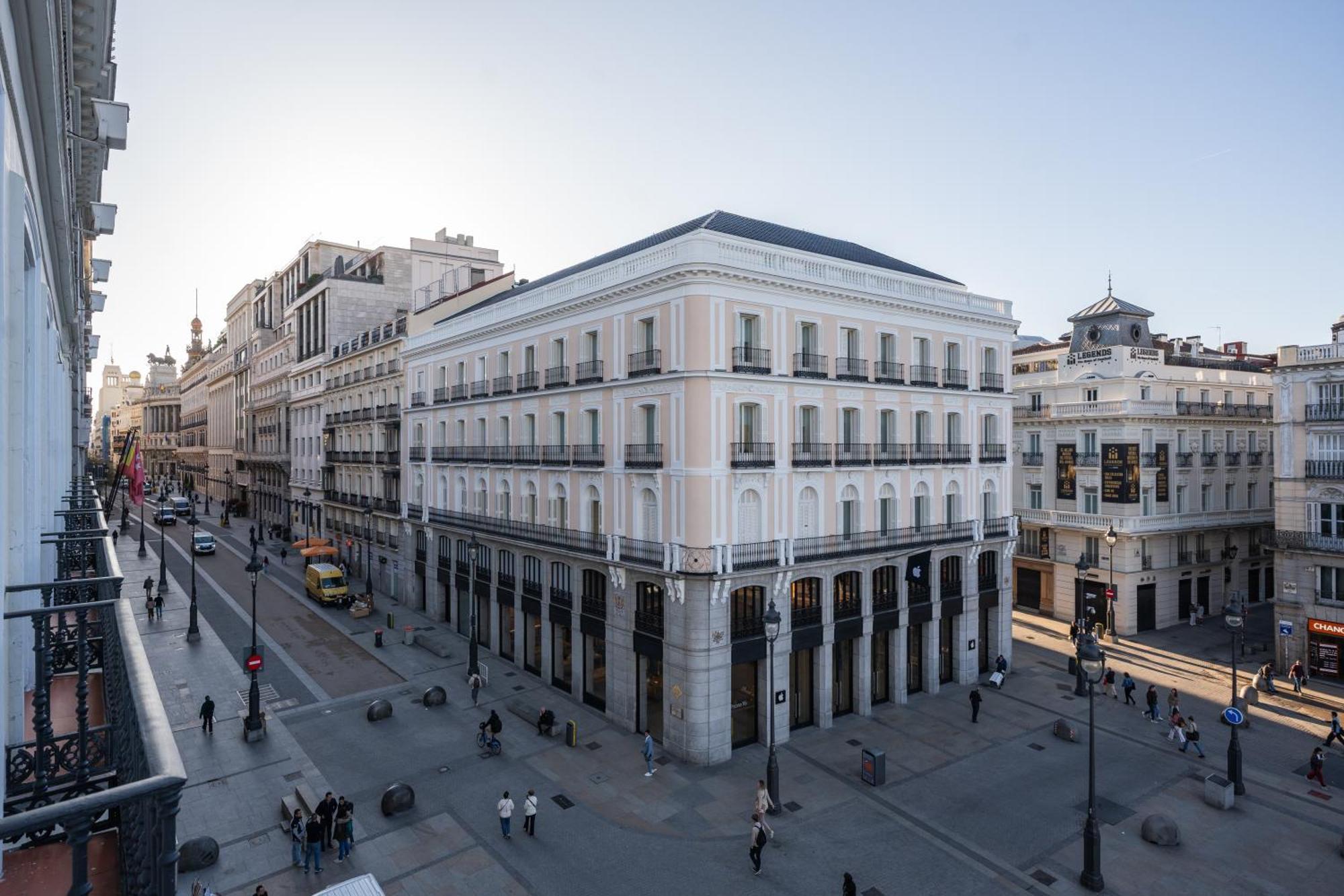 Fortinn Puerta Del Sol Madrid Exteriör bild